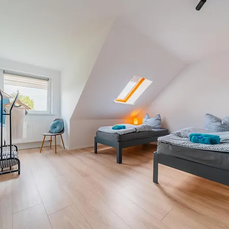 Zentrale Wohlfuehlwohnung - Ideal Fuer Ihren Urlaub Oder Die Geschaeftsreise Magdeburg Exterior photo