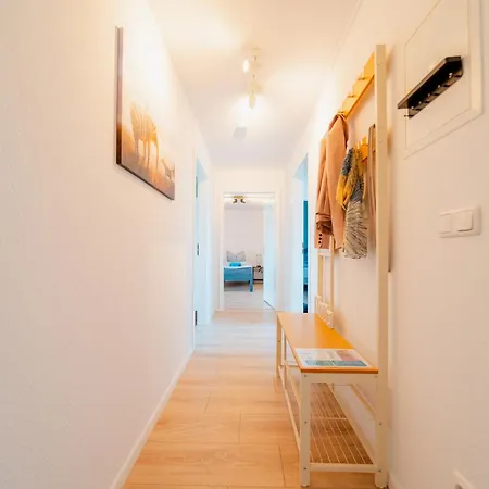 Zentrale Wohlfuehlwohnung - Ideal Fuer Ihren Urlaub Oder Die Geschaeftsreise Magdeburg Exterior photo