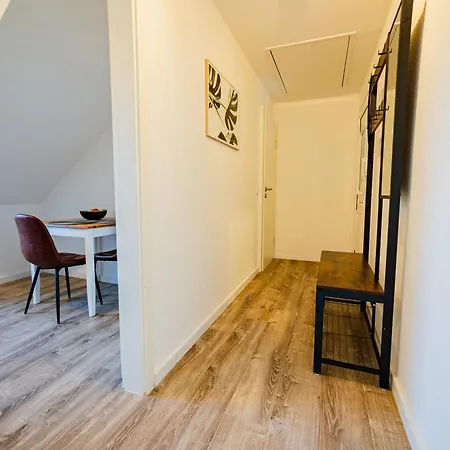 Zentrale Wohlfuehlwohnung - Ideal Fuer Ihren Urlaub Oder Die Geschaeftsreise Magdeburg Exterior photo